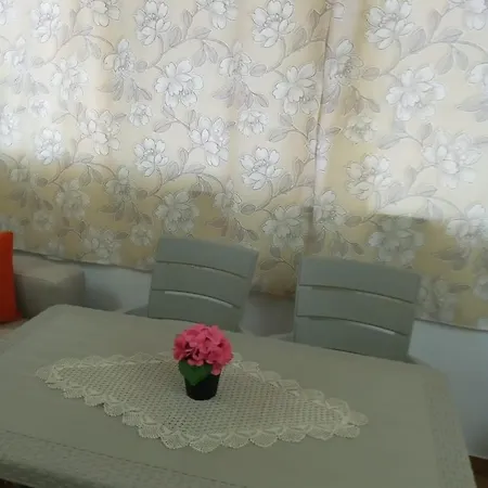 Apartment Mali I Robit Liburnia Golem (Tirana)